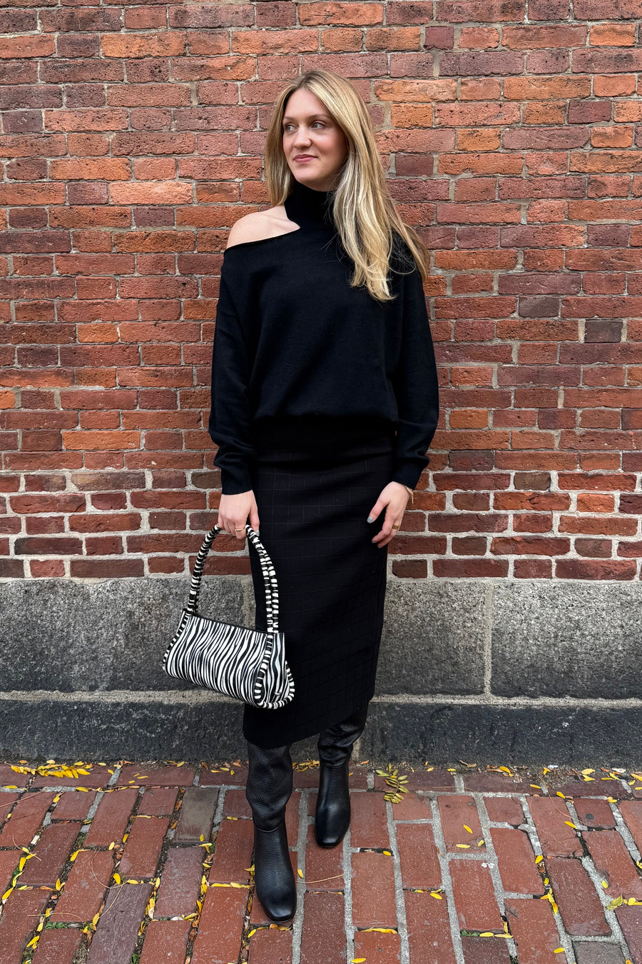 Alvia Sweater - Black