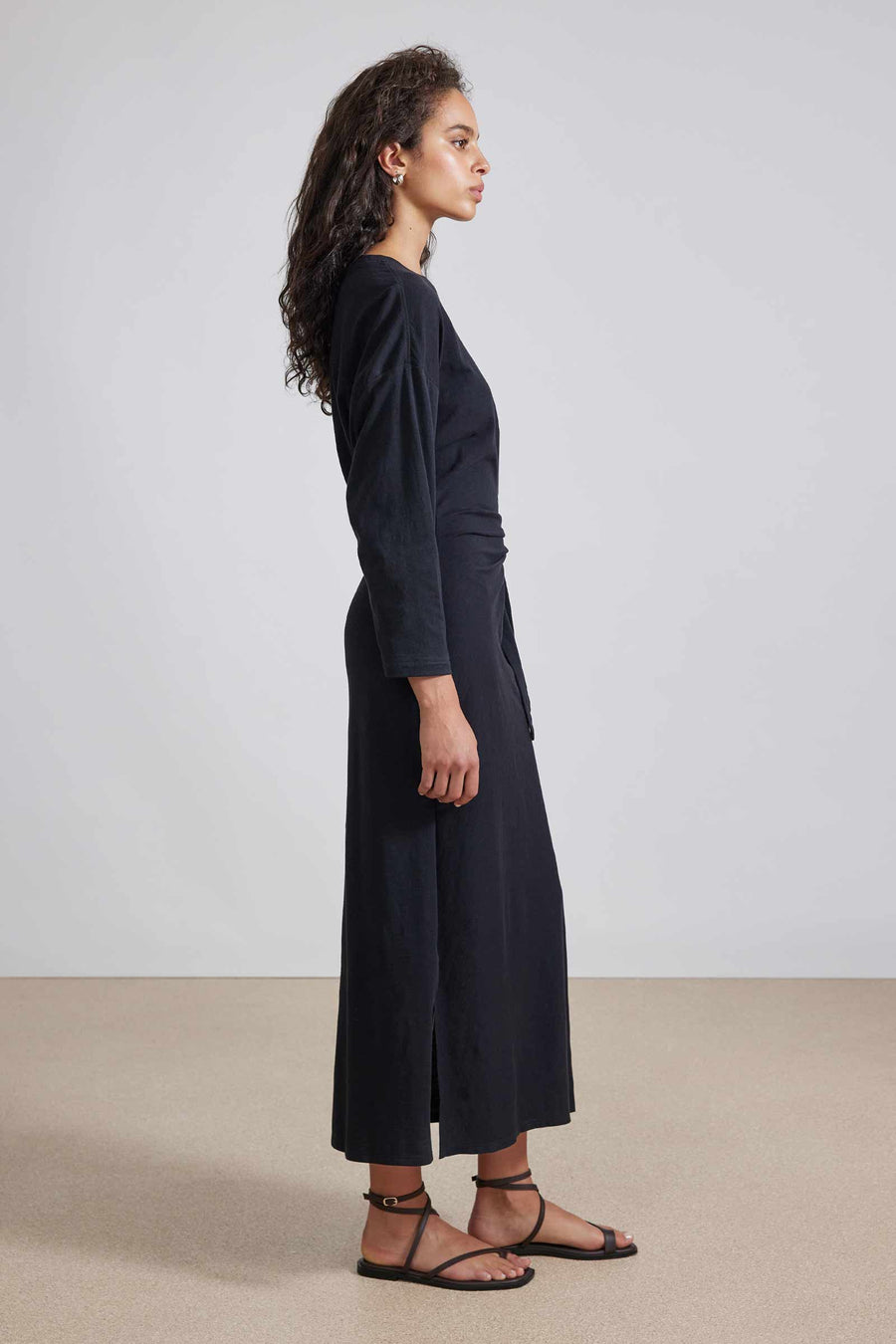 L/S Vinina Cinched Dress - Black