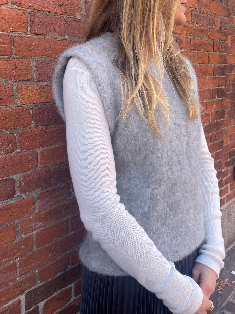Vivian Long Sleeved T-Shirt - Salt