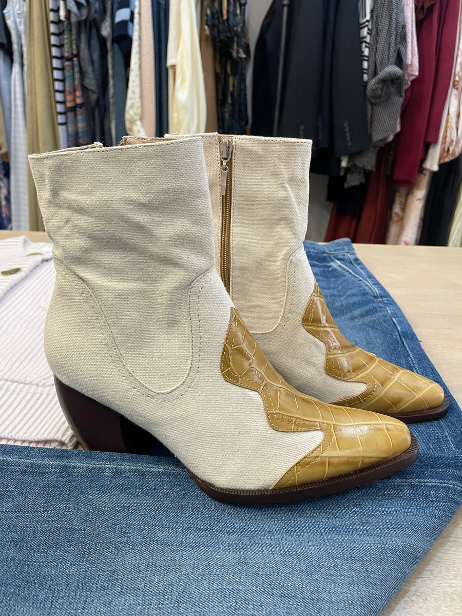 Winnie Boot - Mustard