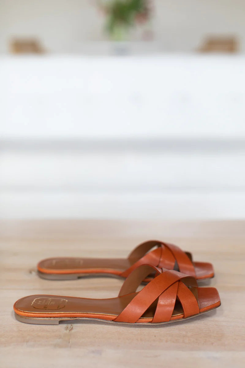 Fortuna Slide - Almond Leather