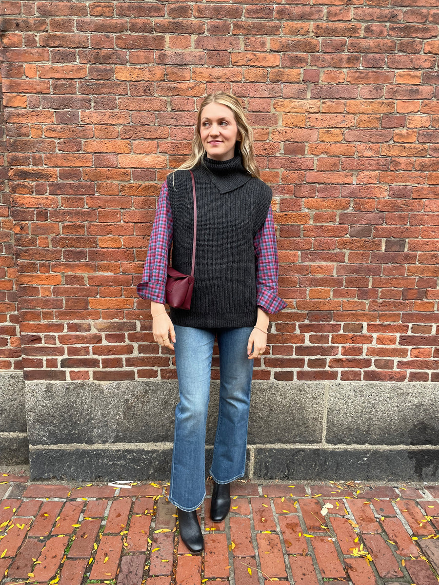 Finley Sleeveless Jumper - Anthracite