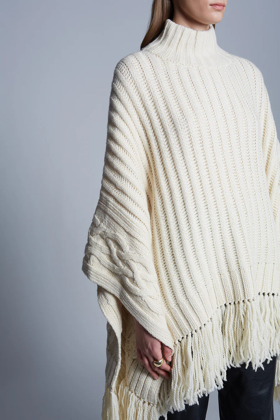 Hanni Poncho - Ivory