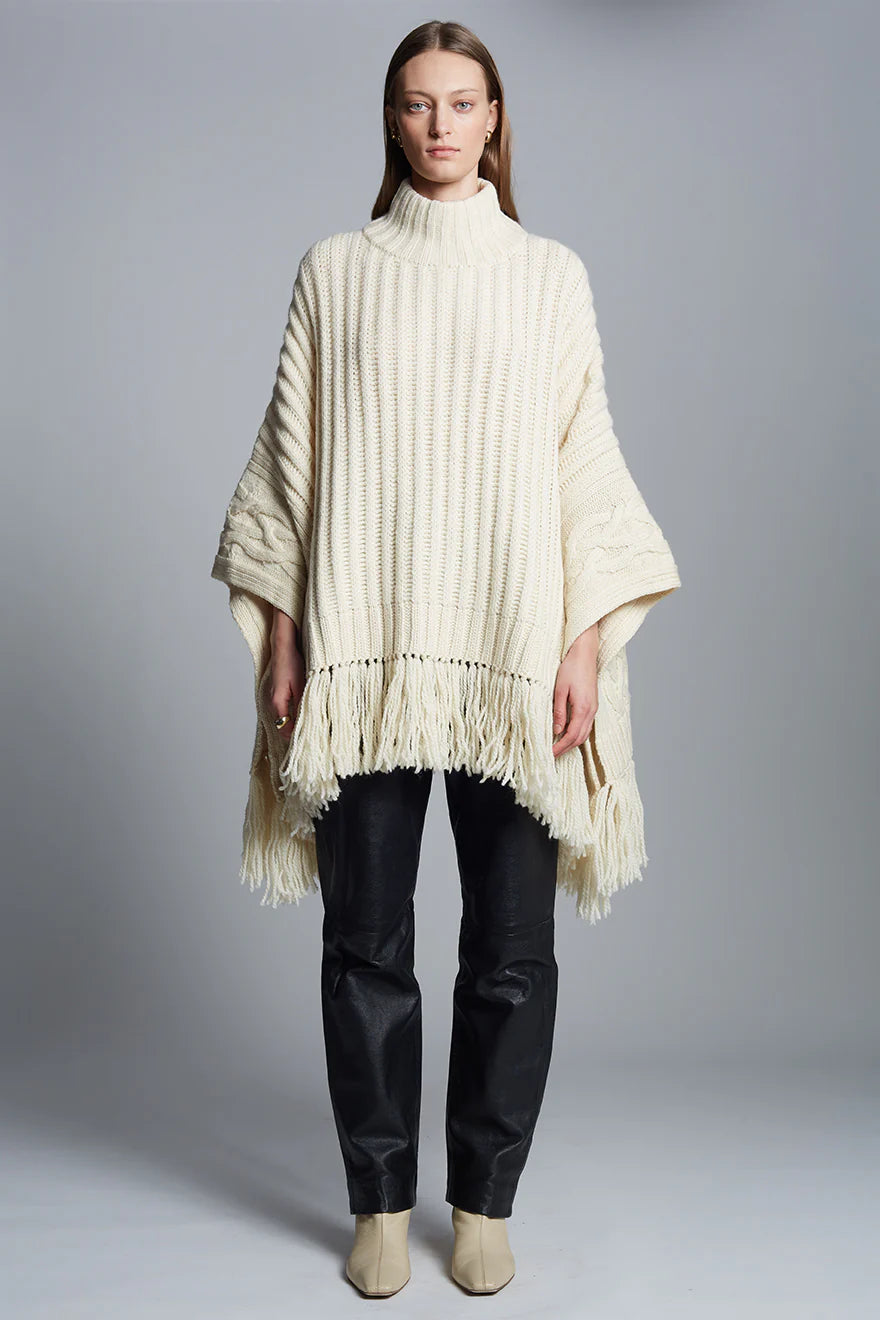 Hanni Poncho - Ivory