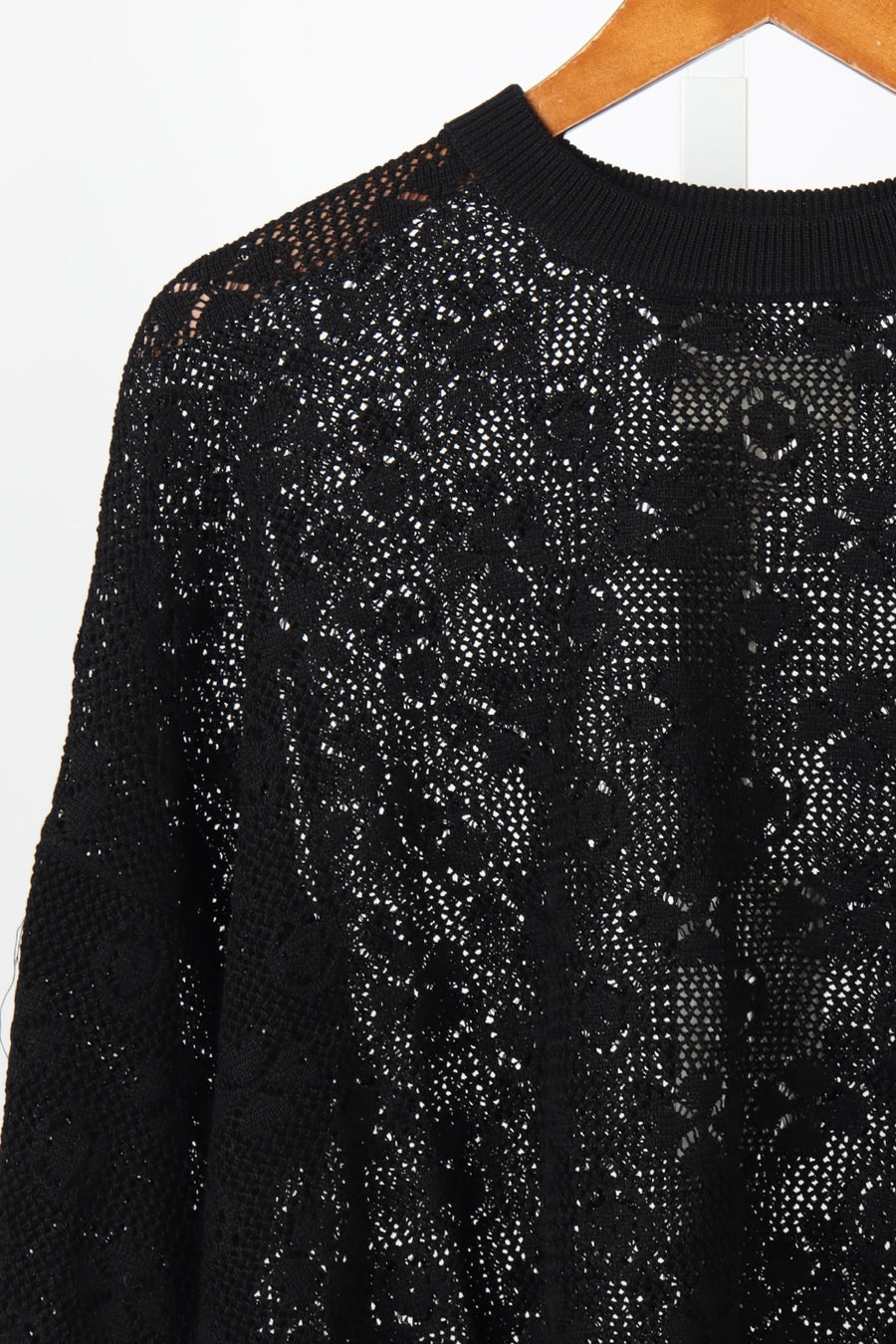 The Crochet Pullover - Black