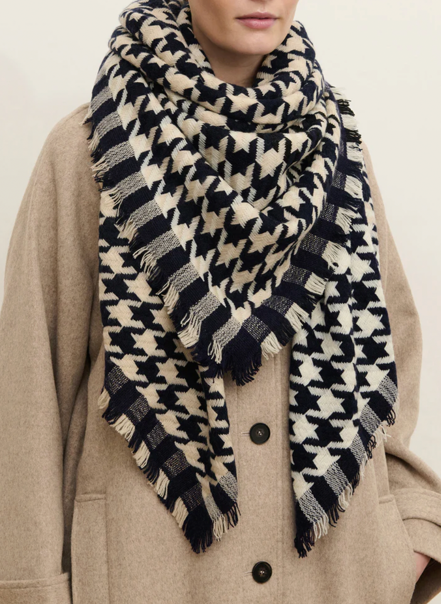 The Houndstooth Square - Mariner