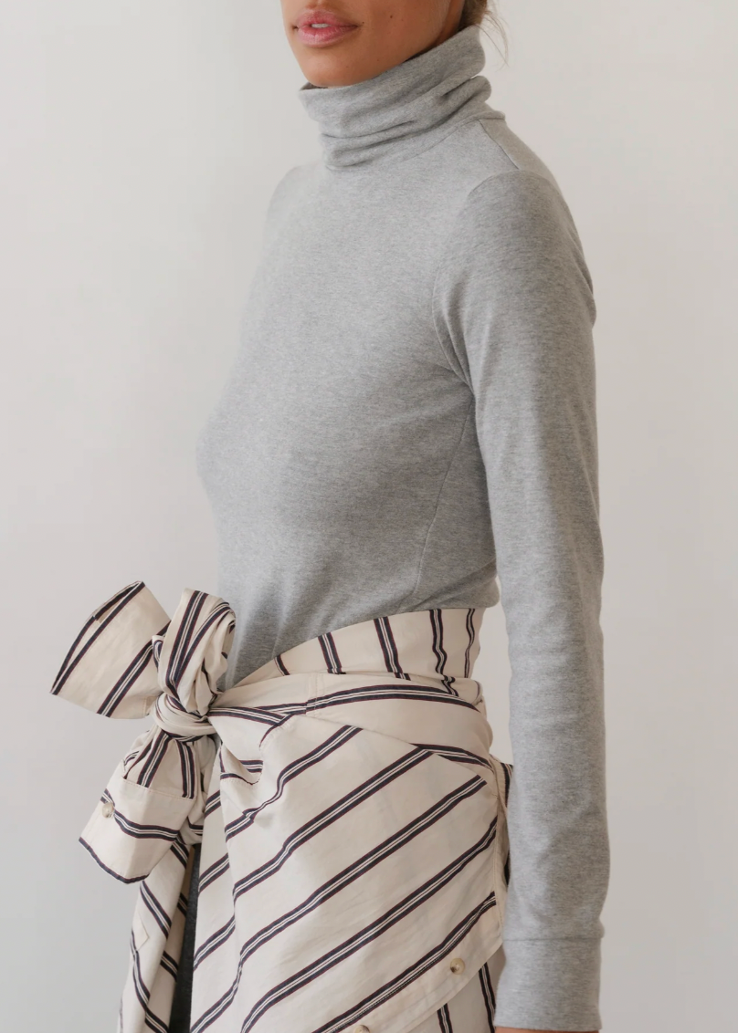 The Baby Rib Turtleneck - Heather Grey